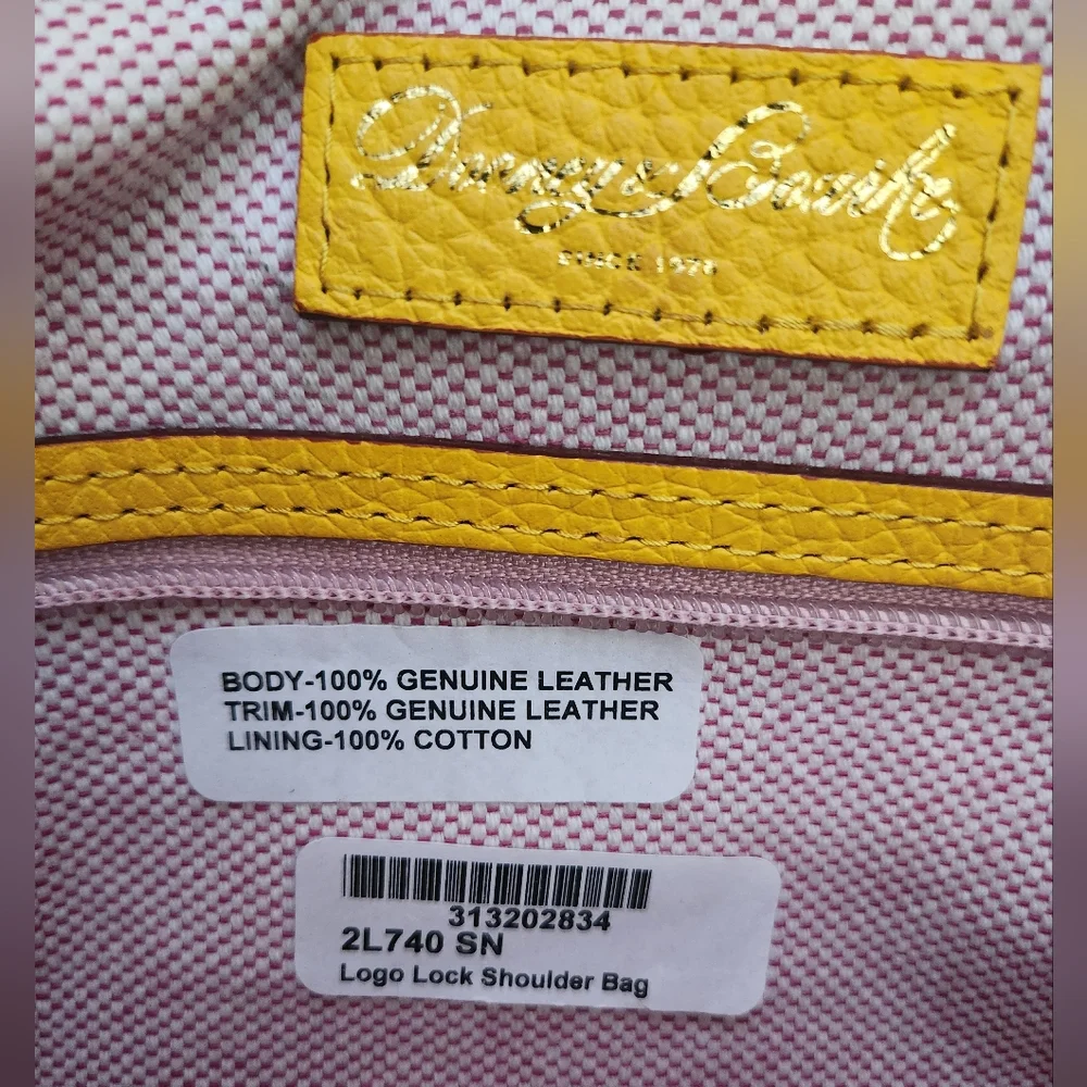 Dooney & Bourke Bag GUC Pebble Leather Logo Lock Hobo Shoulder Sac in yellow Lrg